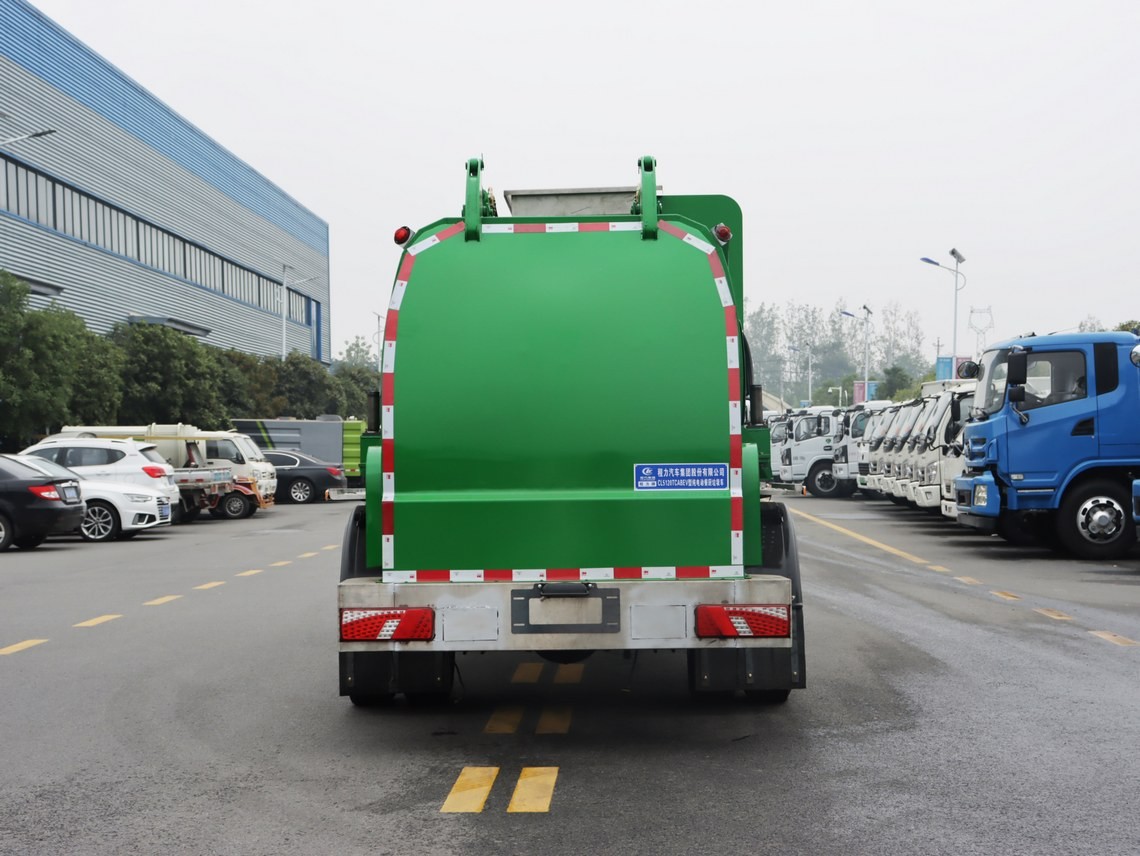 20210402214776957695