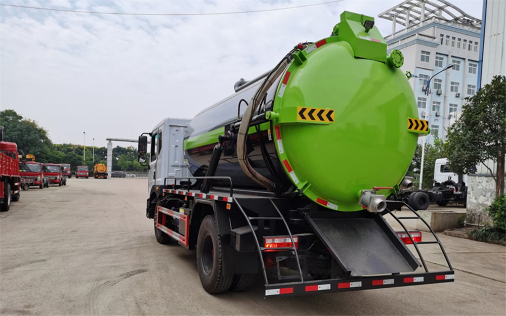 mmexport1599998599497